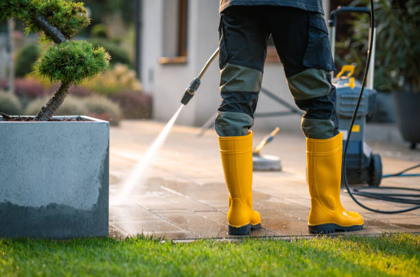 Best Pressure Washing Siding  in Hamilton Square, NJ